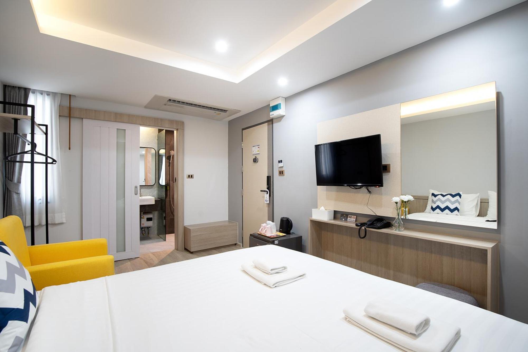 The Riski Hotel At Bangphlat Station Sha バンコク都 エクステリア 写真