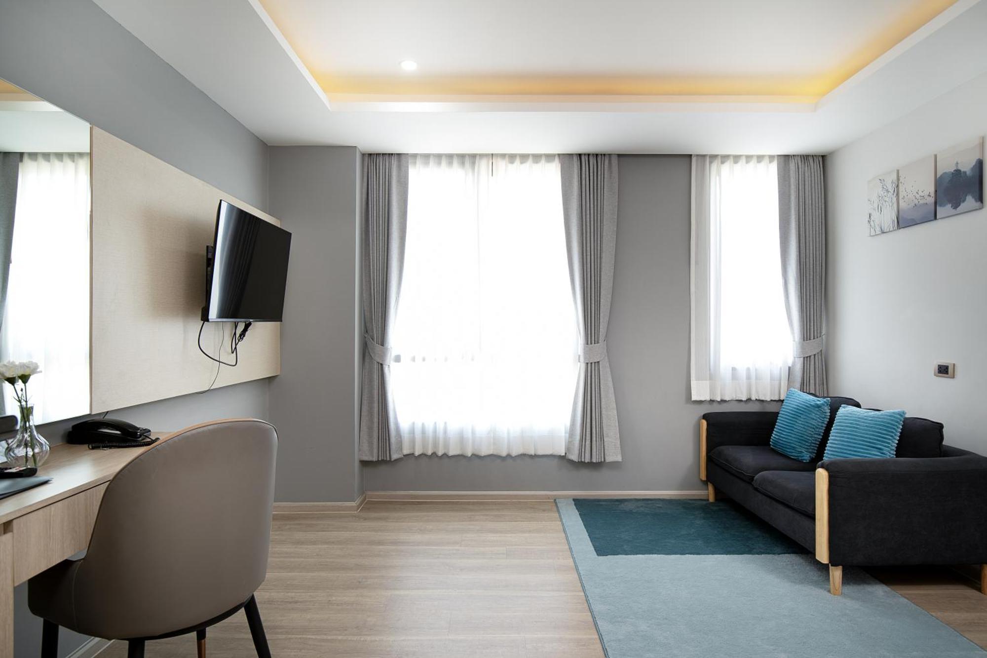 The Riski Hotel At Bangphlat Station Sha バンコク都 エクステリア 写真