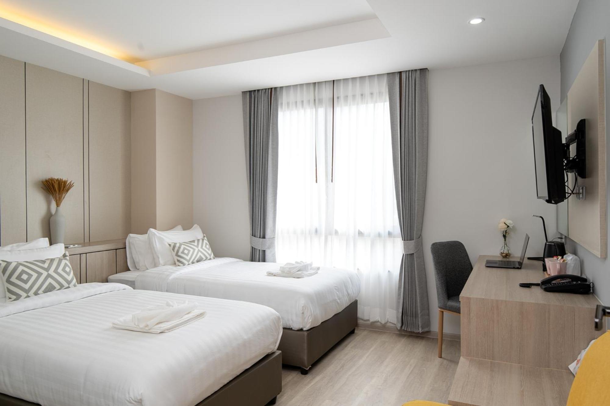 The Riski Hotel At Bangphlat Station Sha バンコク都 エクステリア 写真