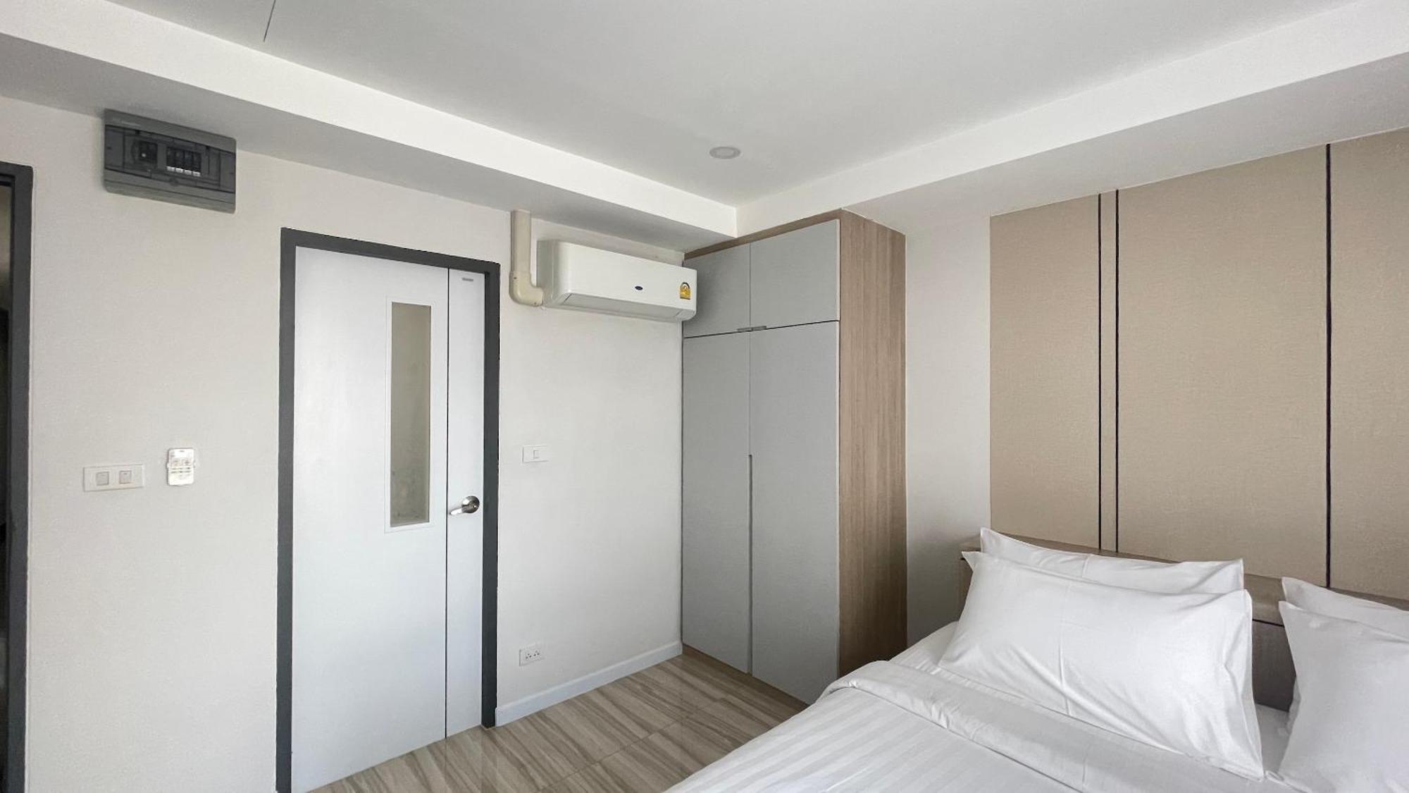 The Riski Hotel At Bangphlat Station Sha バンコク都 部屋 写真