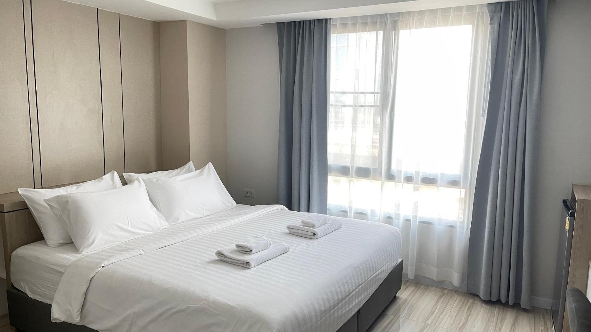 The Riski Hotel At Bangphlat Station Sha バンコク都 部屋 写真